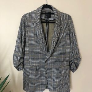 SOLD Plaid blazer 3/4 length sleeves